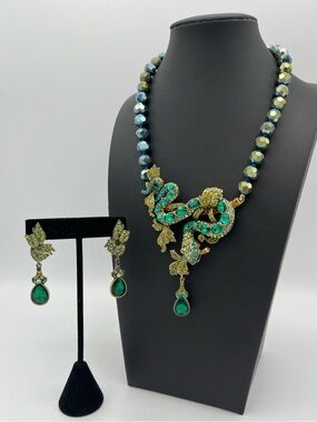 Rare Heidi Daus Secret Serpent Emerald Crystal Necklace and Earring Set